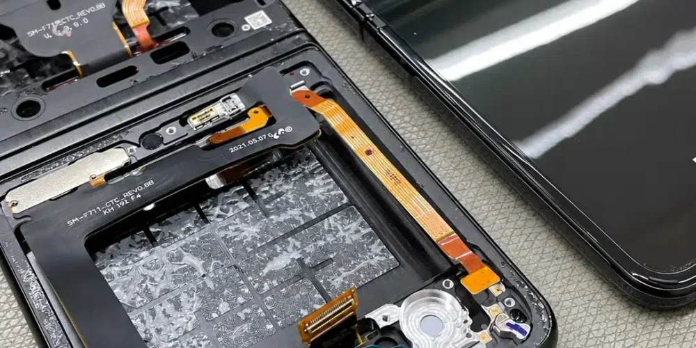 samsung-galaxy-z-flip-display-reparatur